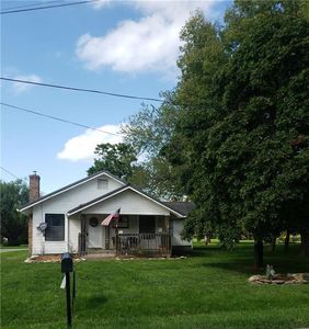 705 E Monroe Ave, Garnett, KS, 66032
