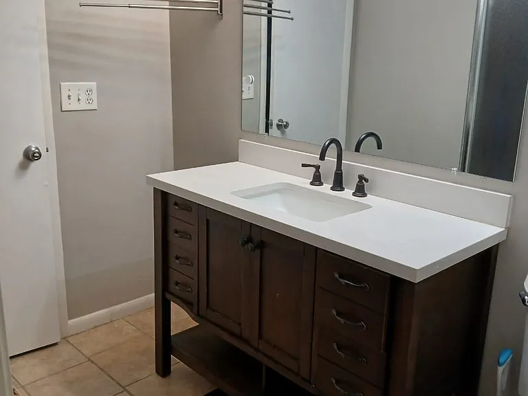 6320 Newtown Cir — Photo 7