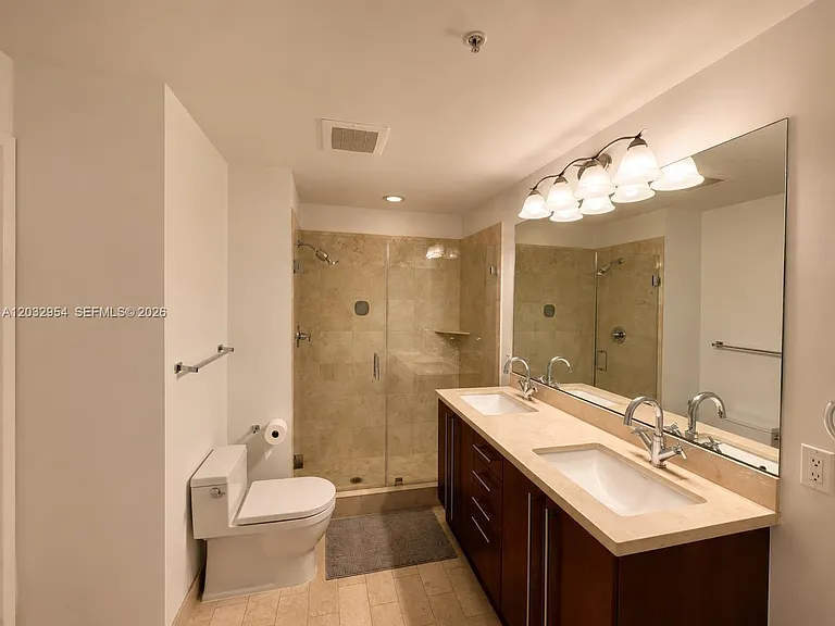 1111 SW 1st Ave #2216 — Photo 3
