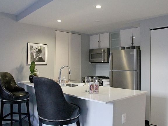 3rd image of 3 W 36th St APT 19B