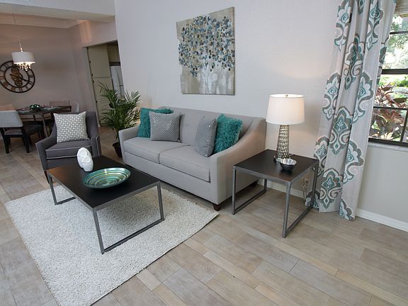2nd image of 265 Los Prados Dr