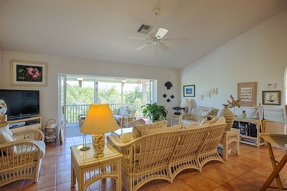 2nd image of 696 Sea Oats Dr