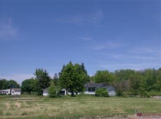 350 E Western Reserve Rd, Youngstown, OH 44514