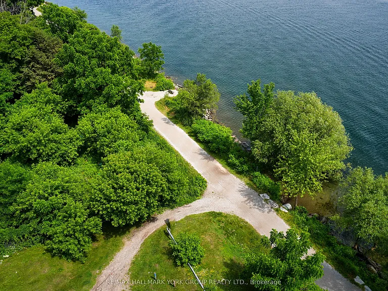 217 Dunlop St E #703 — Photo 8