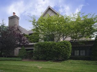 271 Hampshire Rdg, Park Ridge, NJ 07656