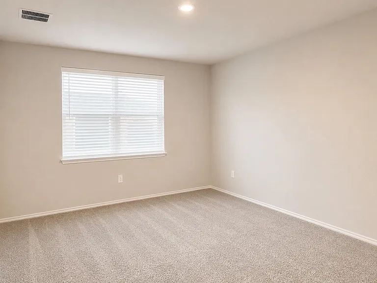 2156 Griffith Dr — Photo 8