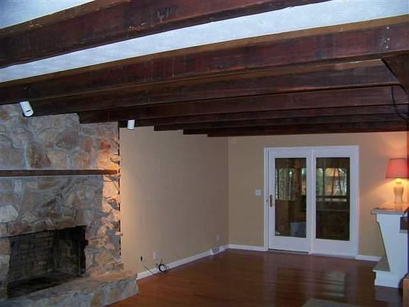2nd image of 96 Sparrow Ln