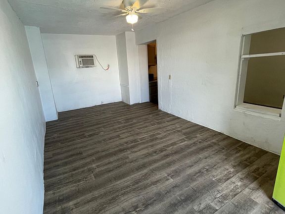 2nd image of 1846 E Washington St Unit 11