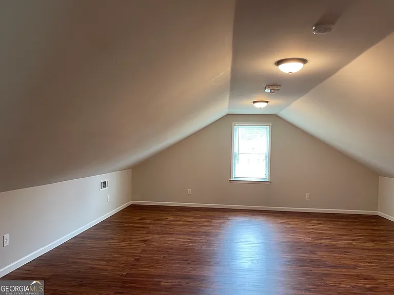 100 Kelley Way — Photo 17