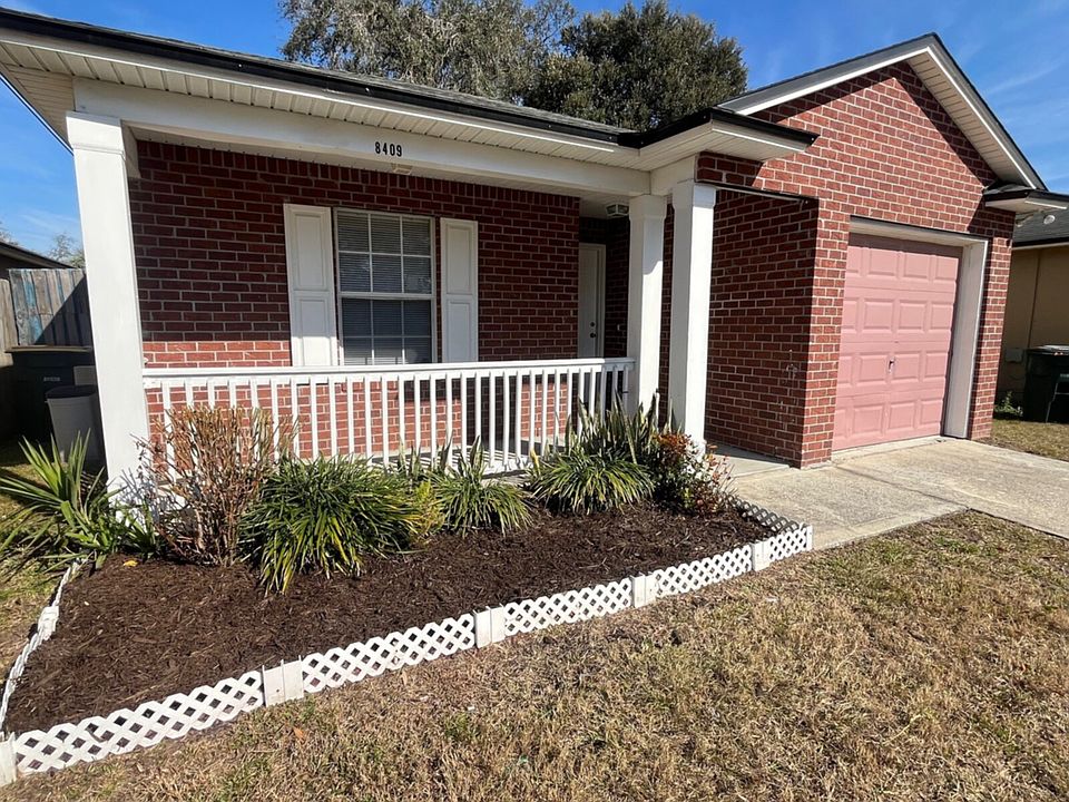 1st image of 8409 Oden Ave