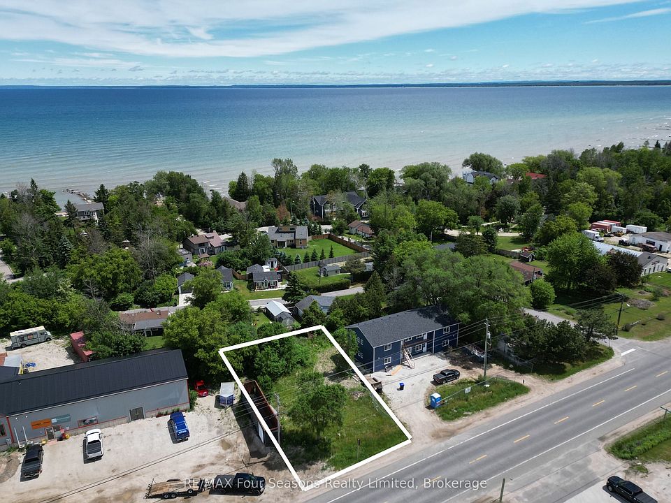1st image of 9596 Beachwood Rd