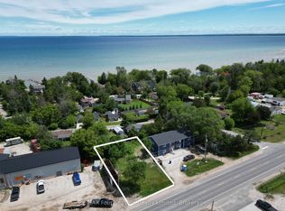 9596 Beachwood Rd, Collingwood, ON L9Y0X2