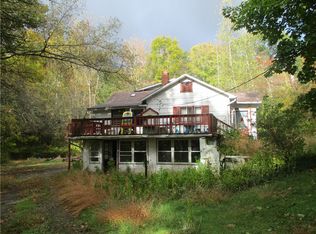 2421 Graceland Rd, New Castle, PA 16105