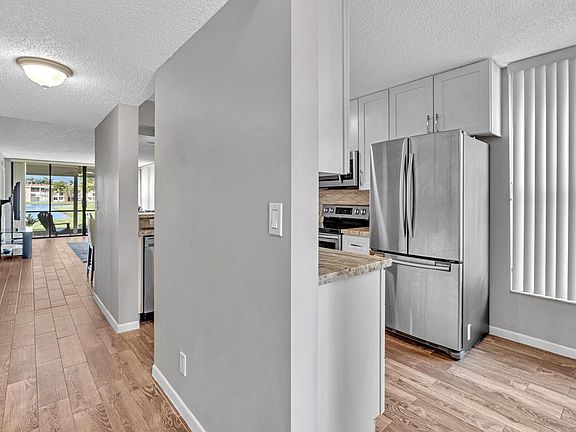 3rd image of 5901 Coral Lake Drive #101