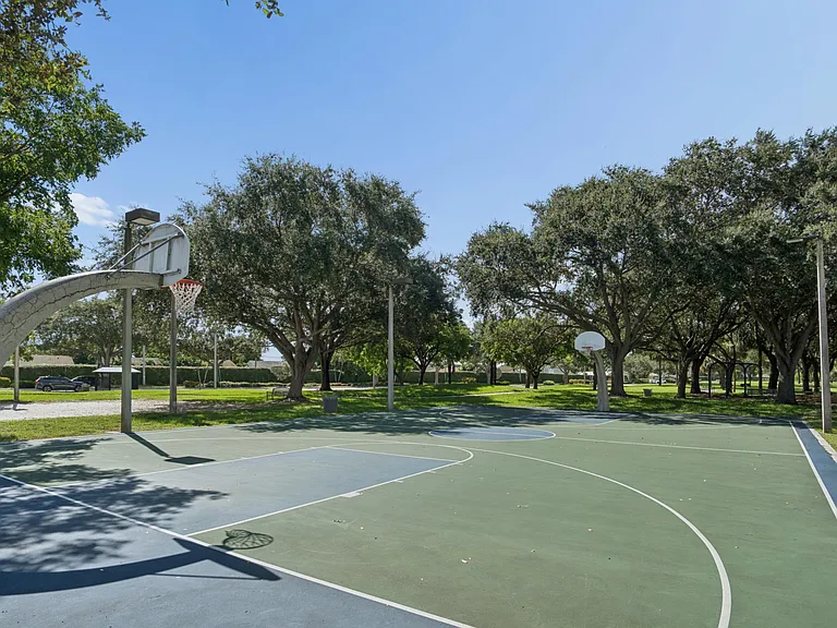 67 King Fisher Way — Photo 15