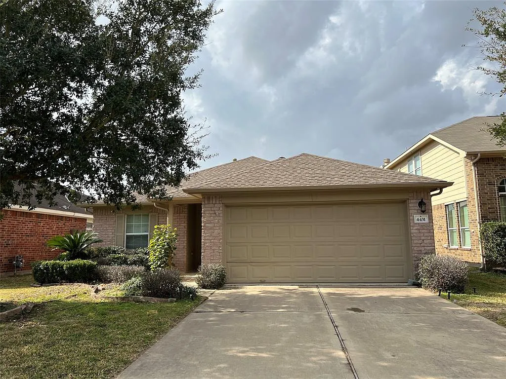 3 bed, 1169 sqft, $1,800 — Photo 3