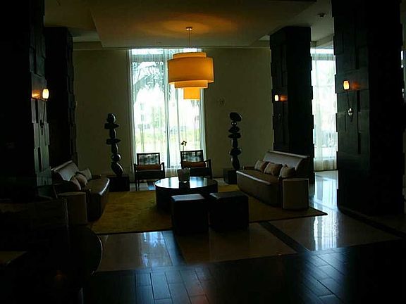 3rd image of 140 S Dixie Hwy APT 415