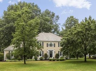 9 Colella Farm Rd, Hopkinton, MA 01748