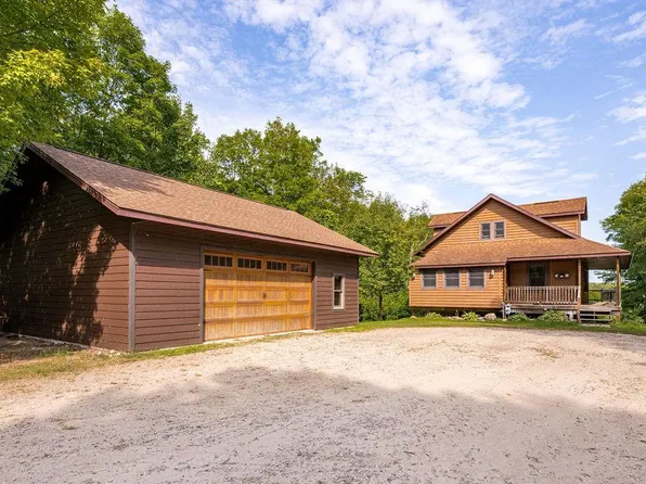 1515 Isleview Rd, Grand Rapids, MN 55744