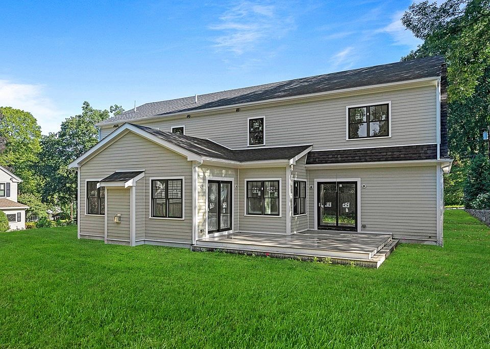 2nd image of 23 Lawson Rd