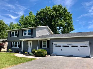 6926 Thomas Dr, Liverpool, NY 13088