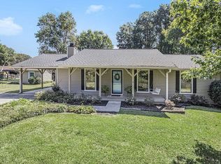 305 S Salem Dr, McDonough, GA 30253