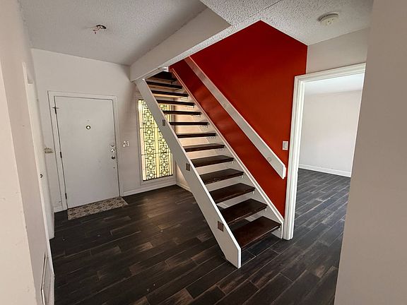 2nd image of 4942 Samoa Cir
