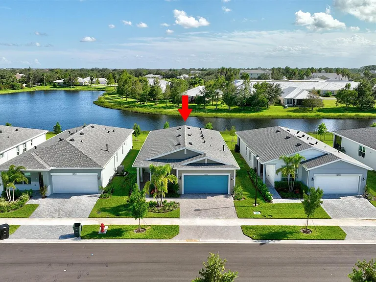 12712 SW Eleanor Dr — Photo 41