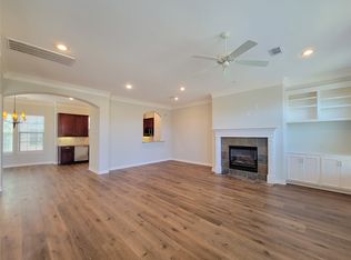 2416 La Branch St #2416, Houston, TX 77004
