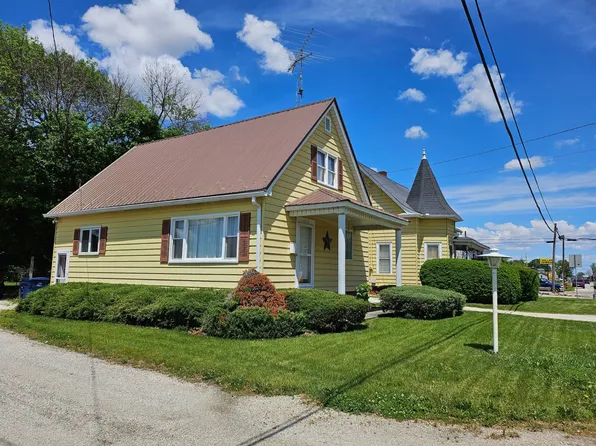 1210 S Main St, Monmouth, IL 61462
