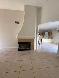 56 W Bohemia Ln — Photo 4