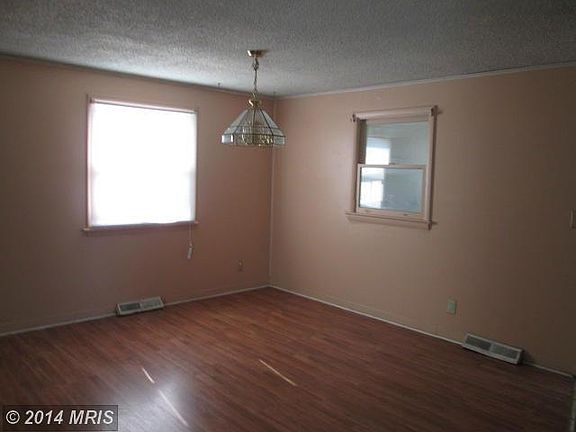 4th image of 21995 Mojave Dr