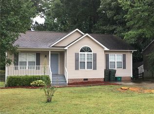 120 Hidden Hills Dr, Thomasville, NC 27360