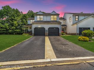 92 Chestnut Way #92, Englishtown, NJ 07726