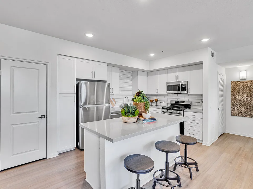 The Hawthorne apartments community photo