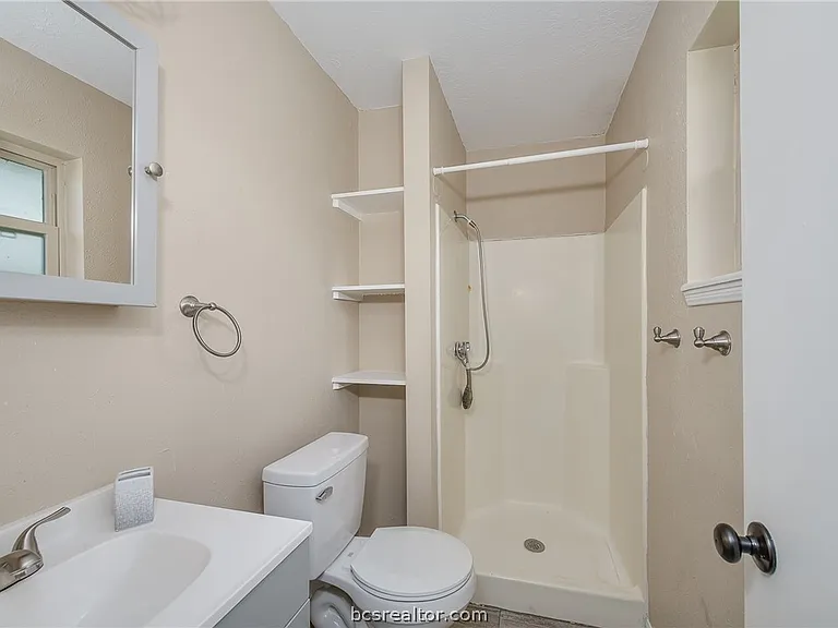 519 Chappel St — Photo 24