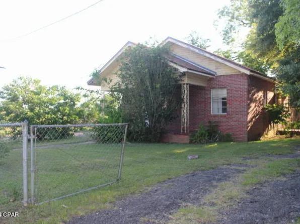 2851 Chipola St, Marianna, FL 32448