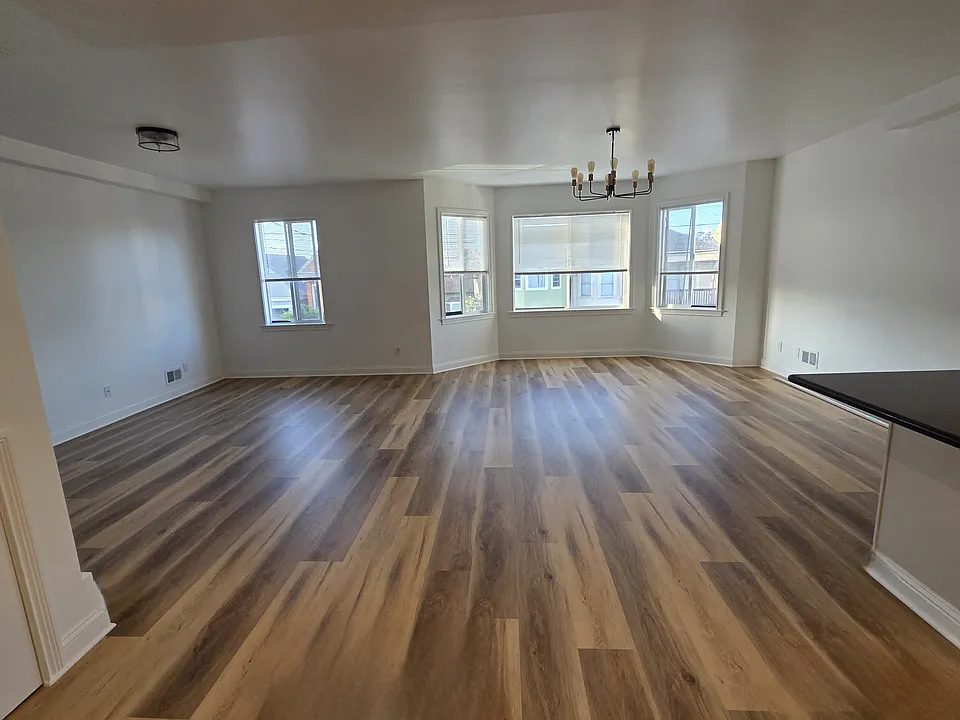 163 Rae Ave #2