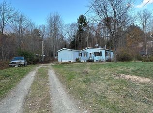 14 Gordon Rd, Wilton, ME 04294