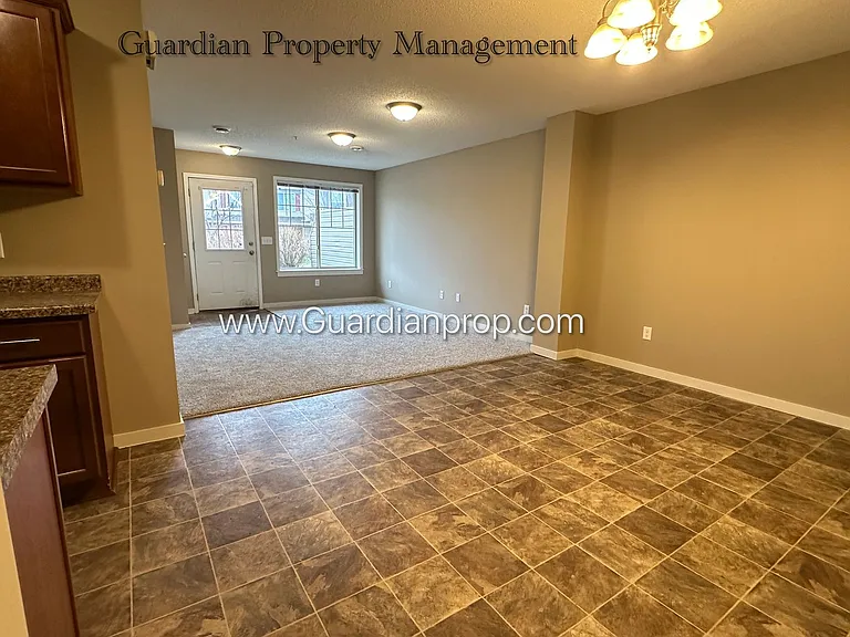 9927 Vera Cruz Ln N — Photo 9