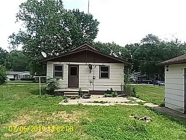 2nd image of 2157 S 17th St