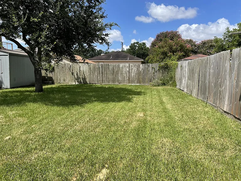 3713 Aransas St — Photo 20