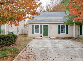 13 Heritage Village Ln, Columbia, SC 29212