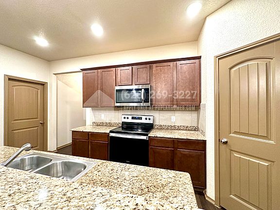 3rd image of 6509 Cassidy Ln