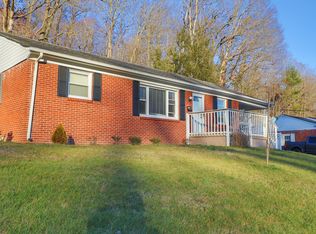790 Valley Dr, Bristol, VA 24201