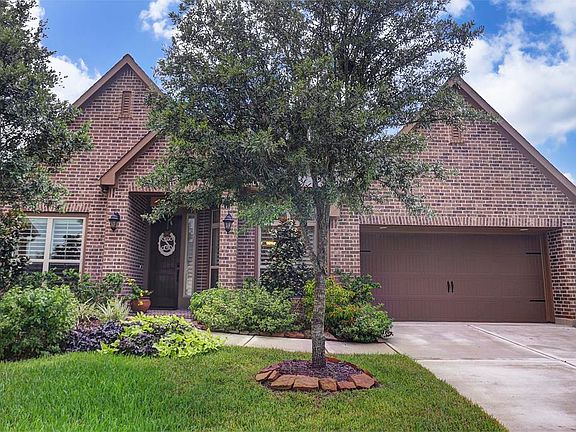 3rd image of 2507 Yaupon Trace Ct