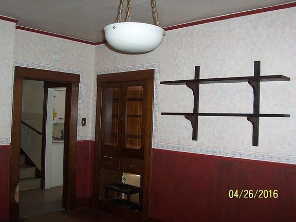 3rd image of 401 Heath Ave