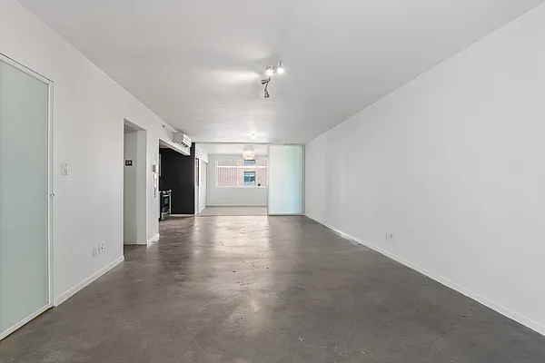 Sold by Compass | media 6