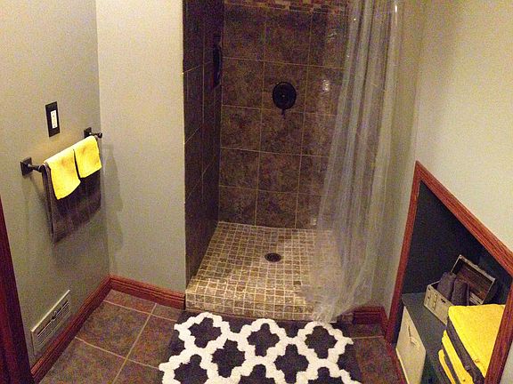 New custom tile shower
