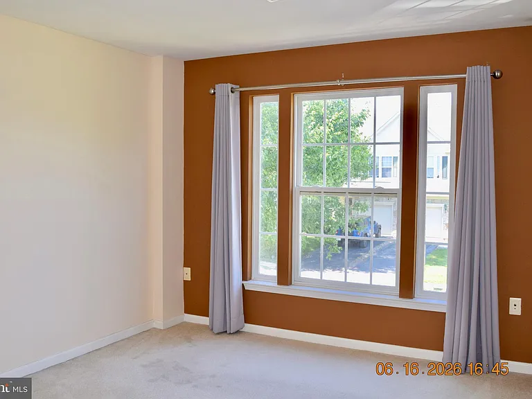 134 Maloney Ter #16 — Photo 25